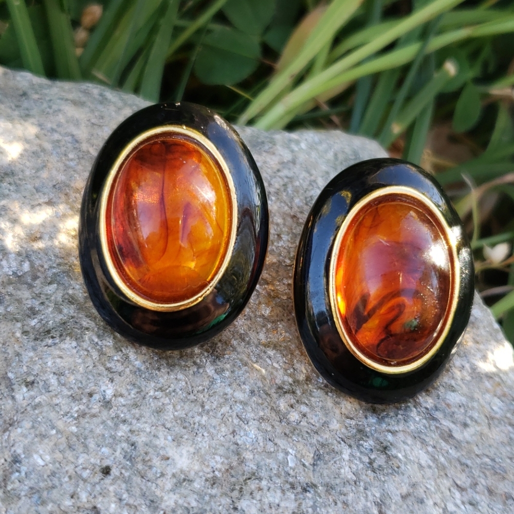 Vtg Swirled Rooter Lucite Cabochon Enamel Earrings - Picture 7 of 13